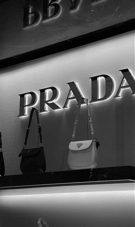 prada ayakabı|PRADA Türkiye Resmi Web Sitesi .